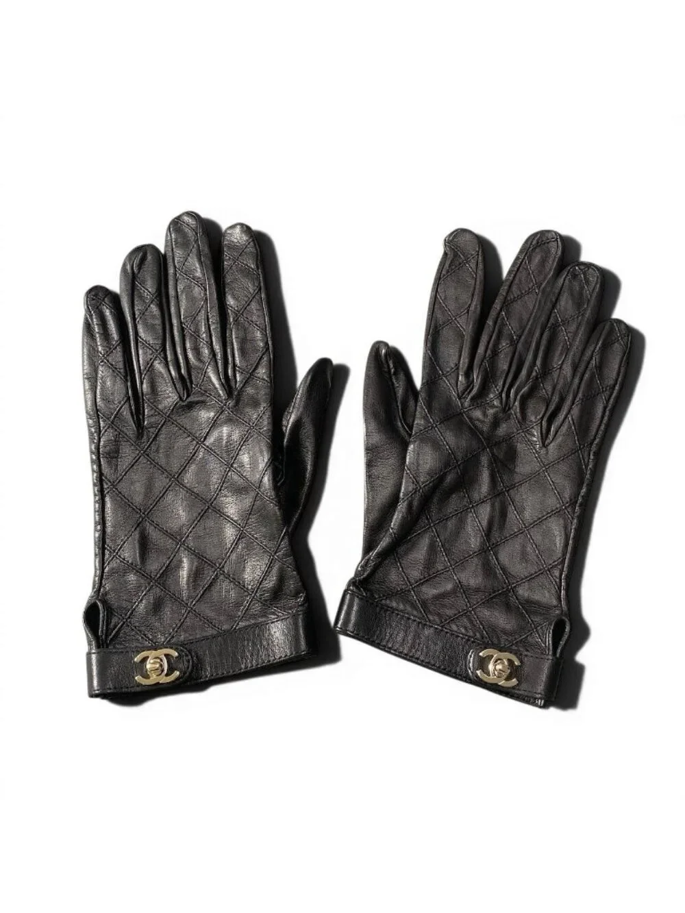 Chanel G1 Quilted Leather Gloves Turnlock CC Logo 8 Black Lambskin